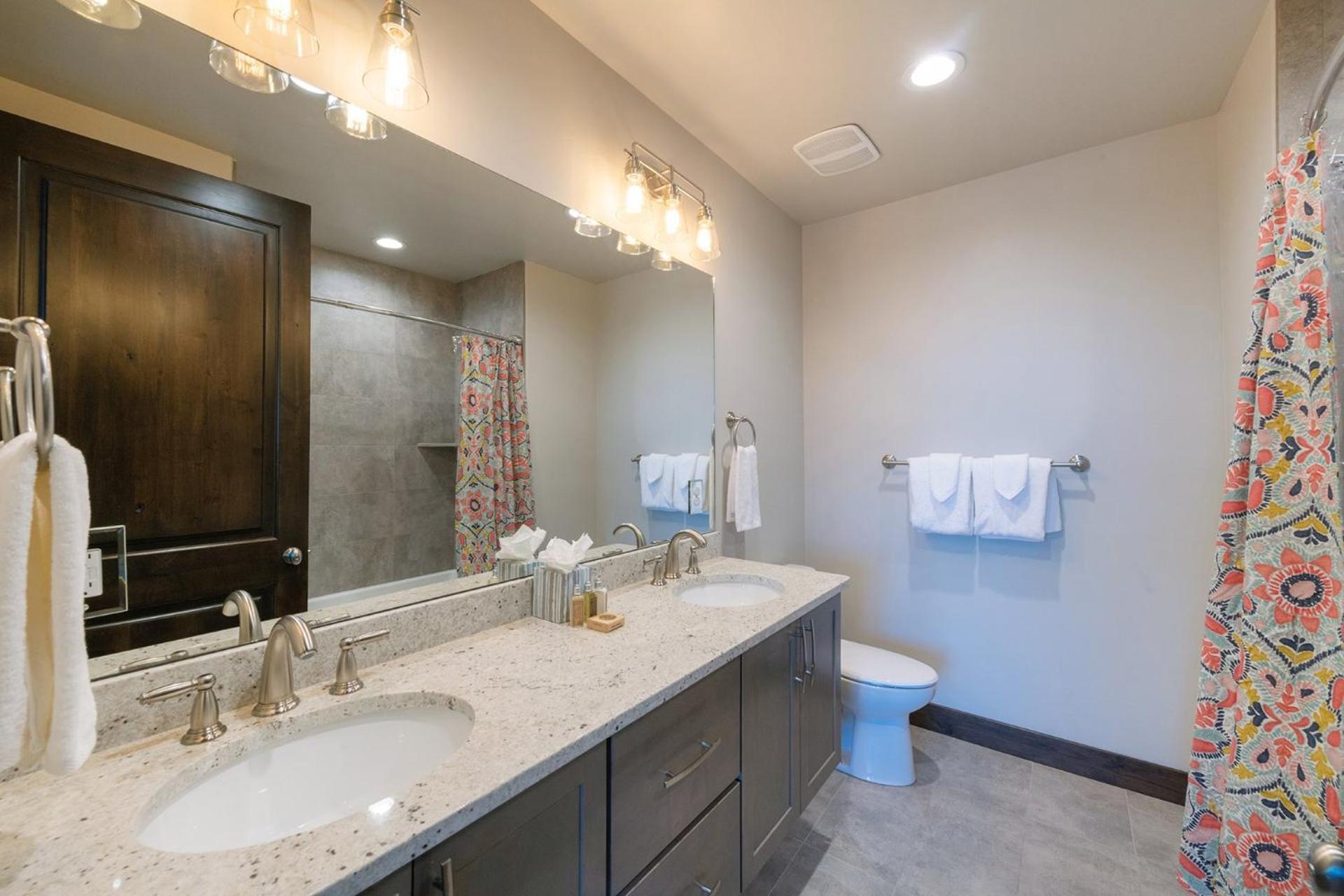 Blackstone Luxury 2Br, Walk To Skiing At Cabriolet, Mountain View, Shared Pool And Hot Tub, Gym 帕克城 外观 照片