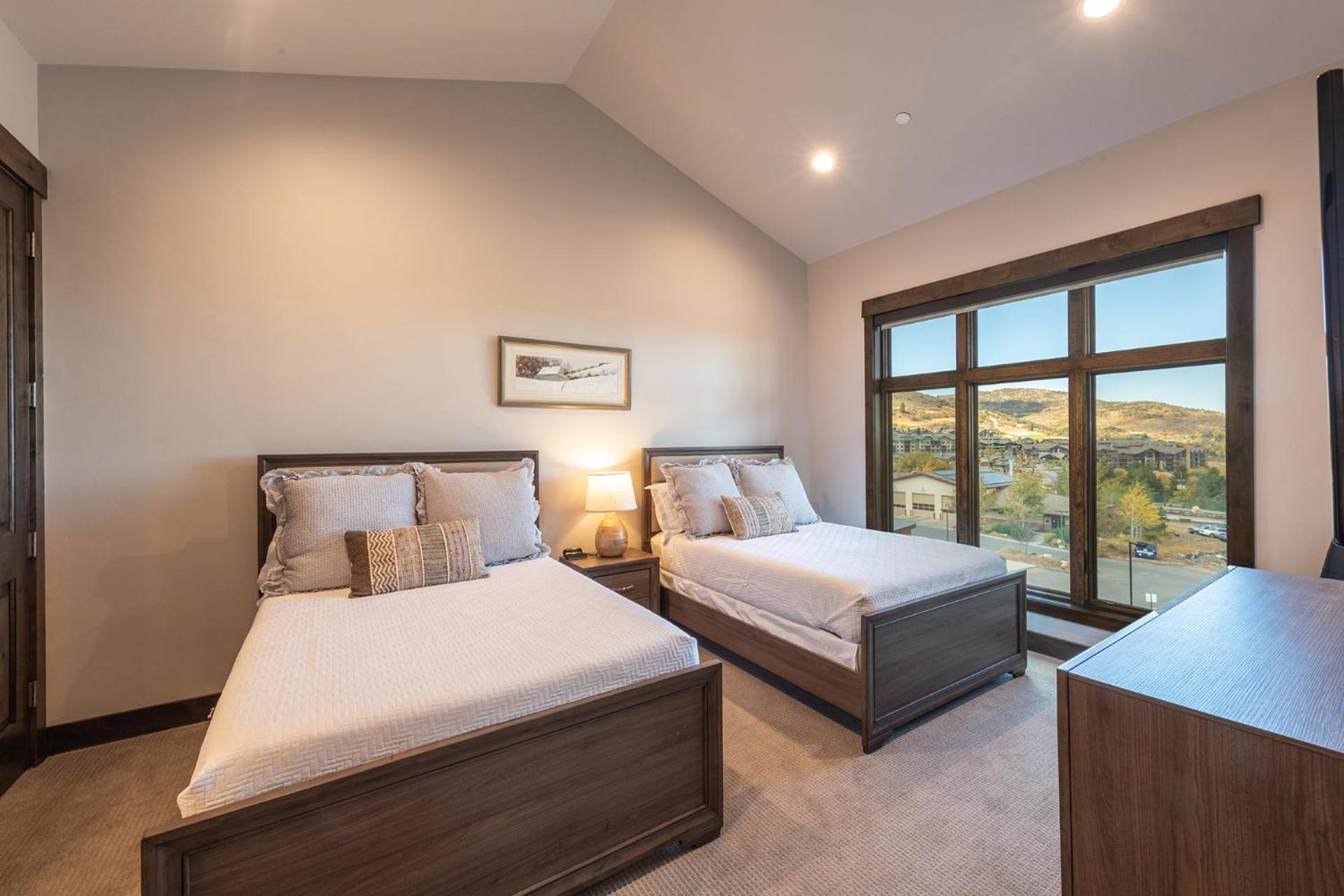Blackstone Luxury 2Br, Walk To Skiing At Cabriolet, Mountain View, Shared Pool And Hot Tub, Gym 帕克城 外观 照片